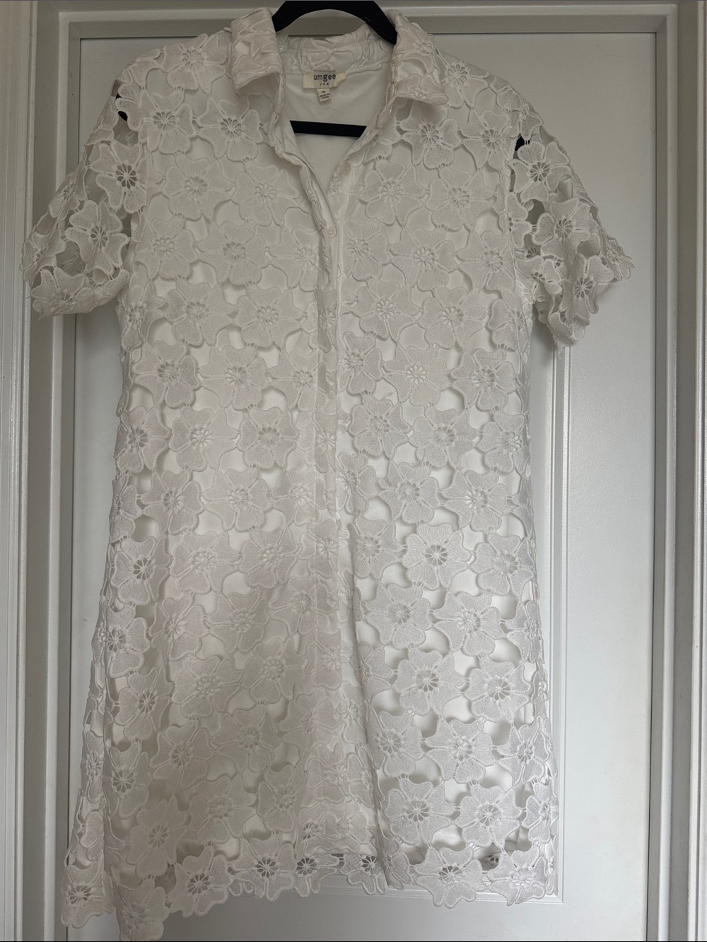 Umgee White Floral Lace Button Front Dress Medium